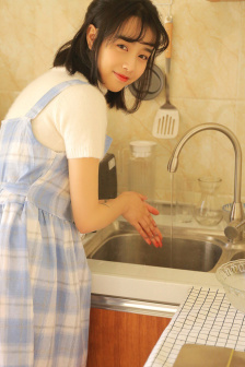 人妻